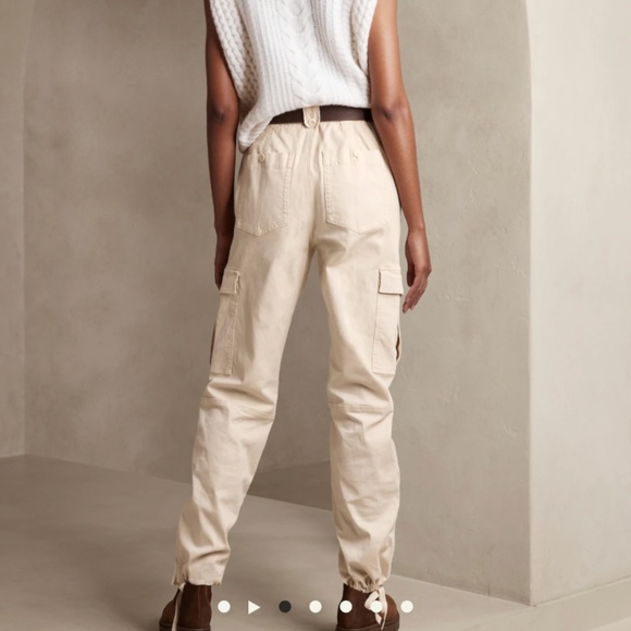 NWT Banana Republic Sierra Moleskin Cargo Pants, Cream/White, Petite 0-2 - Picture 2 of 10